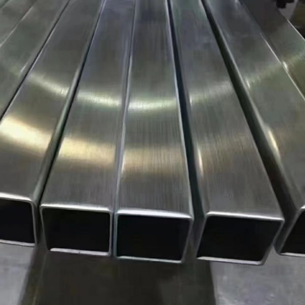 不可忽視！硅在不銹鋼鋼管中發(fā)揮的關(guān)鍵角色和潛在風(fēng)險(xiǎn)