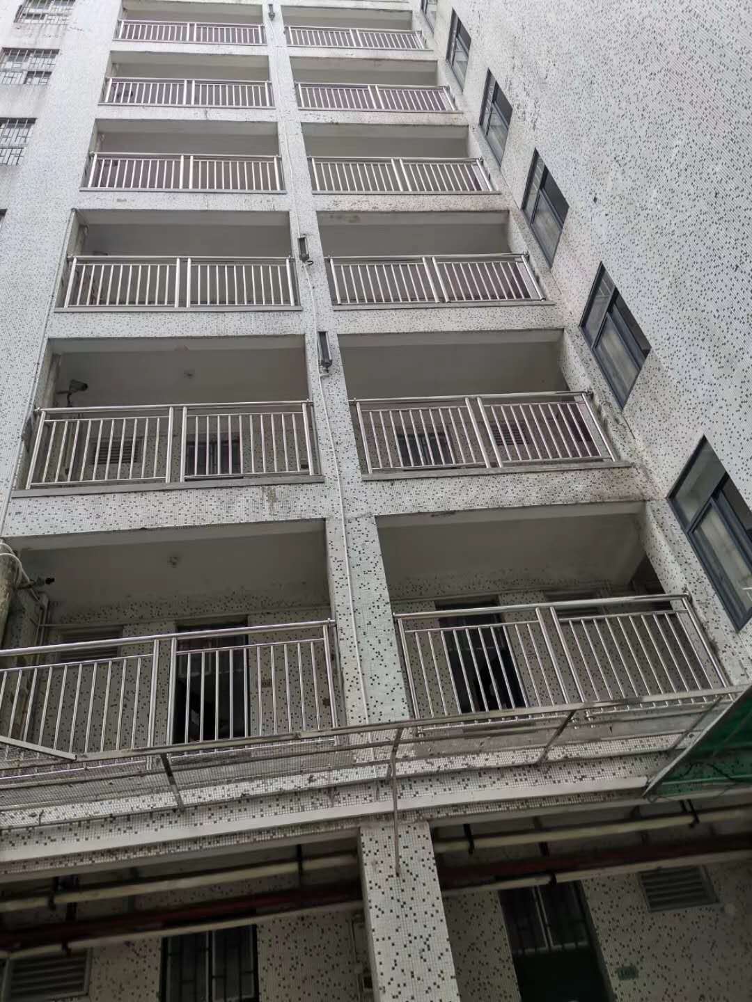 不銹鋼工程護(hù)欄